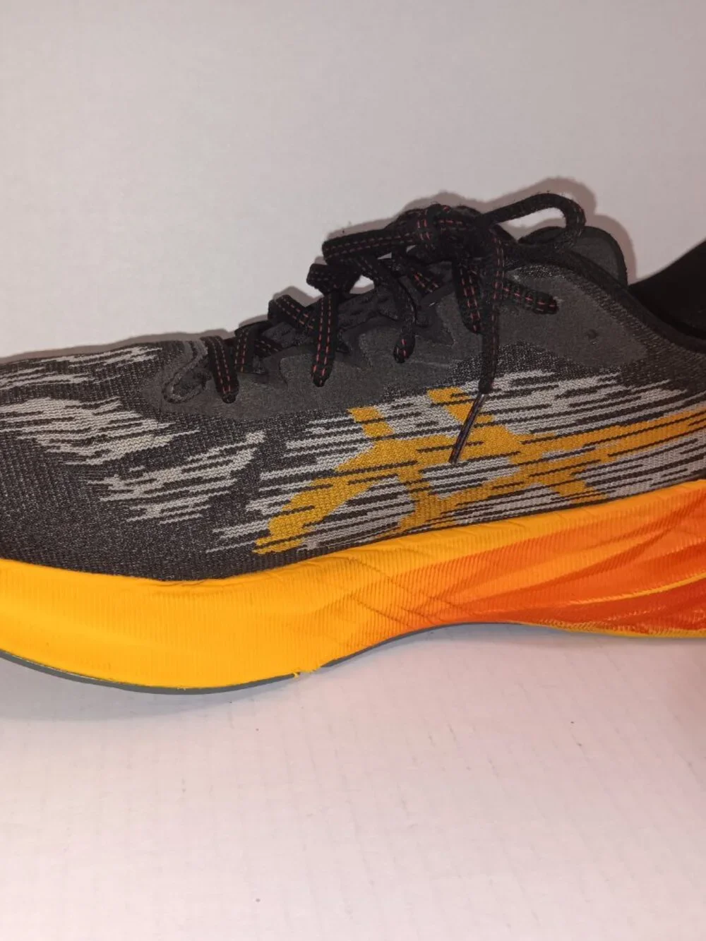 ASICS NOVABLAST 3 WALKING/RUNNING SNEAKERS MEN'S SIZE 12